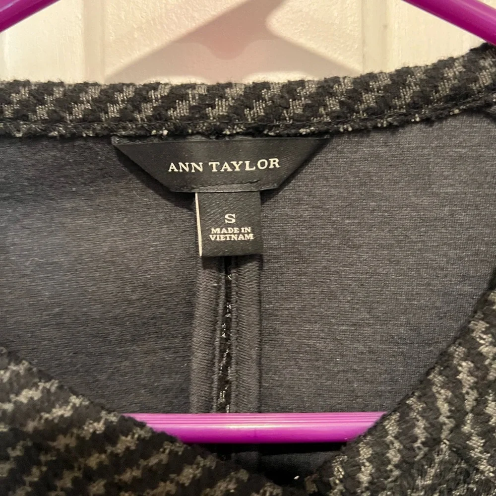 Ann Taylor jacket - Picture 3 of 4